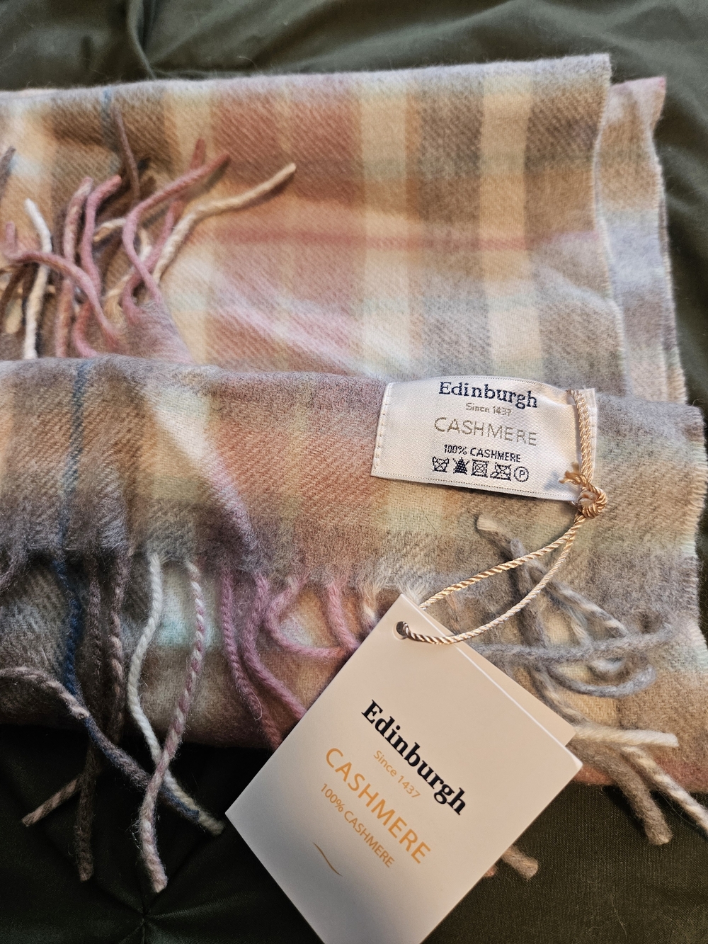 Cashmere Plaid Scarf - Pastel Pink & Cream
